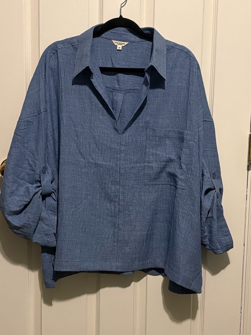 Max Studio Chambray Blue V-Neck Collared Blouse